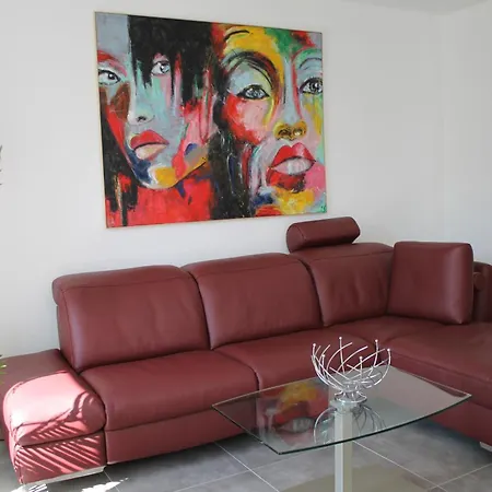 Exklusives Mit Grosser Dachterrasse 아파트 *